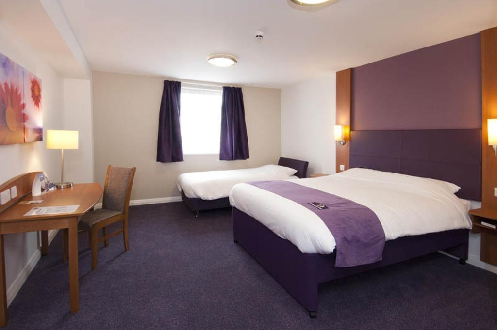 Premier Inn Stratford Upon Avon Waterways Ruang foto